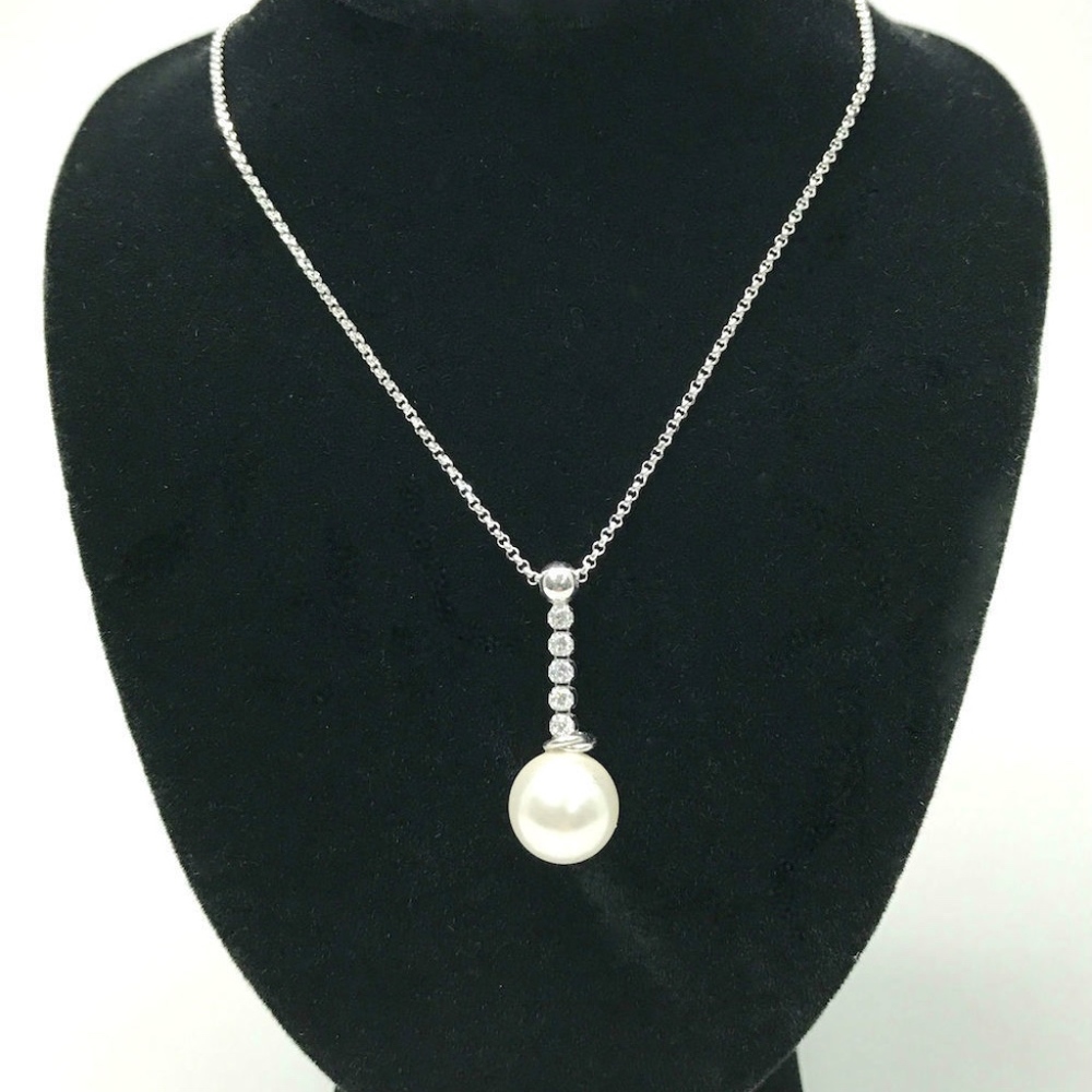 Silver Freshwater Pearl Drop Necklace